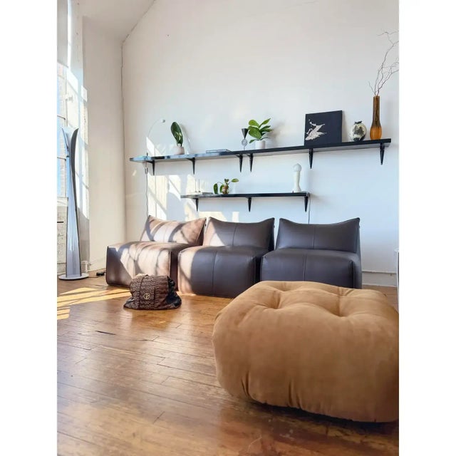 Mario Bellini Vintage Le Bambole Lounge Sofa by B&B Italia, authentic from the 1970s and newly upholstered with Italian...