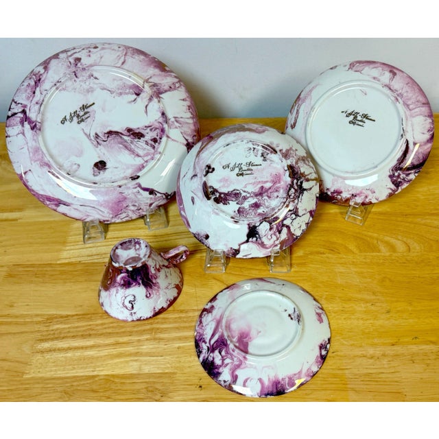 Hollywood Regency Sascha Brastoff 'Surf Ballet -Pink' for Jill Stevens Miami Beach, Service For 8 For Sale - Image 3 of 12