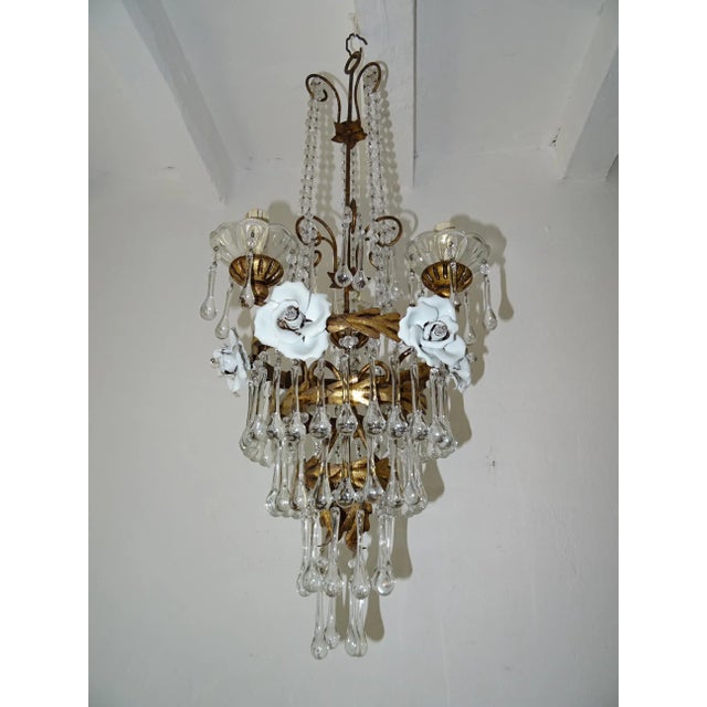 Italian Tiered Tole White Roses Murano Drops Chandelier, Circa 1930 For Sale - Image 4 of 12