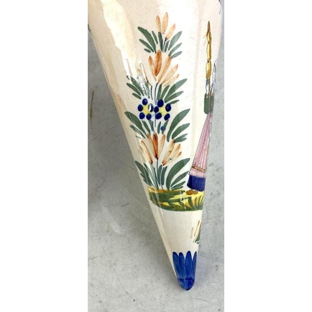 Mid-20th Century Set of French Henriot Quimper Tin-Glazed Faience Wall Pocket Vases For Sale - Image 4 of 10