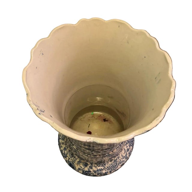 This Antique Maddocks Lamberton Blue & White Umbrella Stand, 21" tall, 12" wide, perfect condition. See pictures for details.