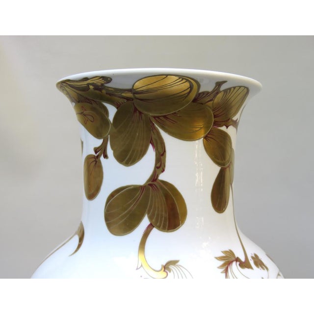 White Gold Porcelain Serenade Floor Vase from Ak Emperor, W. Germany, 1970s For Sale - Image 9 of 18