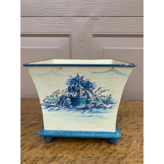 French Provincial French Provincial Blue and White Tole Country-Life Cachepot For Sale - Image 3 of 5
