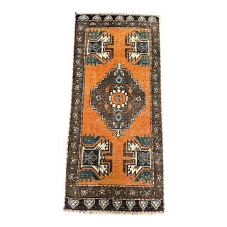 Turkish Yastik Rug 1'7" x 3'5" For Sale