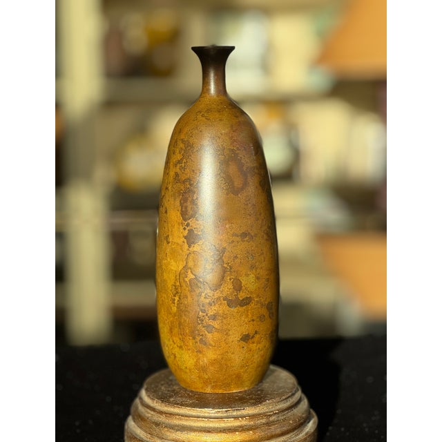 Mid 20th Century Japanese Showa Period Bronze Bottle Vase With Murashido Patina, Mid-20th Century For Sale - Image 5 of 9