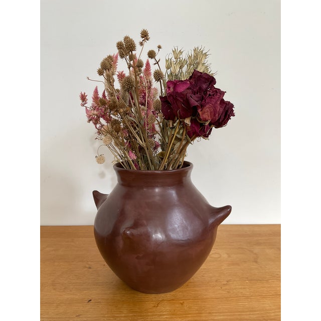 Burgundy Moroccan Izuran Tadelakt Spiked Burgundy Vase For Sale - Image 8 of 9