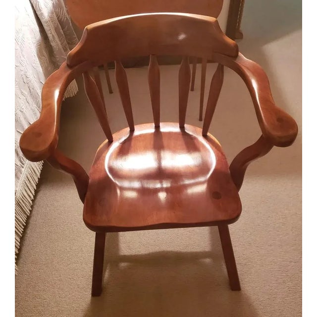 This sophisticated chair will bring warmth and charm to your home. A perfect size for a variety of spaces, comfortable. We...