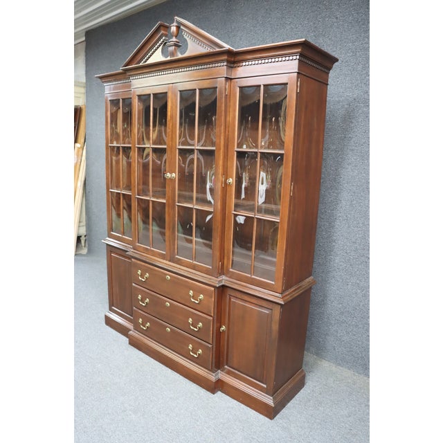 最後の値下げ■ETHAN ALLEN■2人　中古品 Late 20th C. Ethan Allen Cherry Breakfront/China Hutch