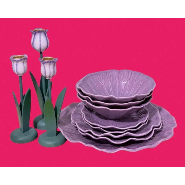 Fabulous California made purple Lotus Metlox set, perfect color to mix with pink & green spring table setting. 1 - large...