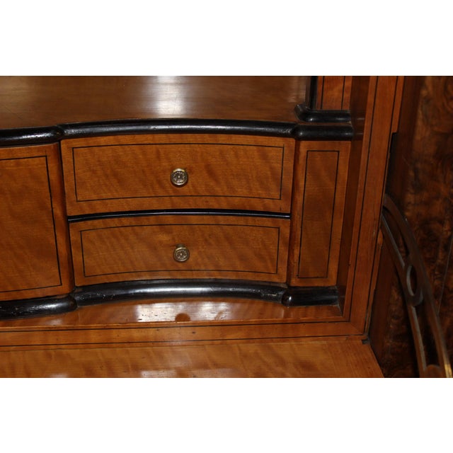 Louis Philippe Secretaire in Burr Walnut, 1800s For Sale - Image 11 of 18