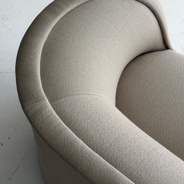 Cartouche Sofa by Ward Bennett for Brickell Associates For Sale In Chicago - Image 6 of 9