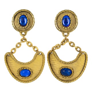 Mercedes Robirosa Style Gilded Metal Clip Earrings with Glass Cabochons For Sale