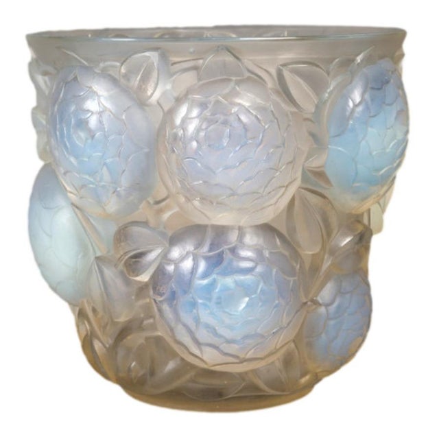 Oran Opalescent Vase by René Lalique, 1927 For Sale - Image 9 of 9