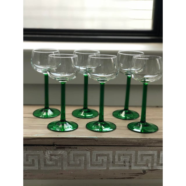 Cocktails anyone? Oui s'il te plait! These delicate stunning six came all the way from France and will make une jolie...
