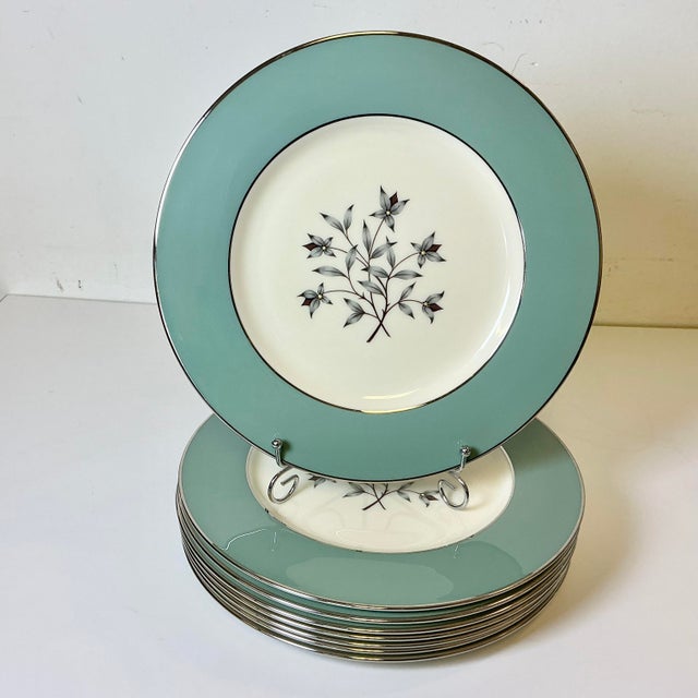 Art Nouveau 1970s Vintage Hollywood Regency Art Nouveau Lenox Kingsley China Dinnerware - (8) 5 Pc Place Settings - 40 pcs For Sale - Image 3 of 17