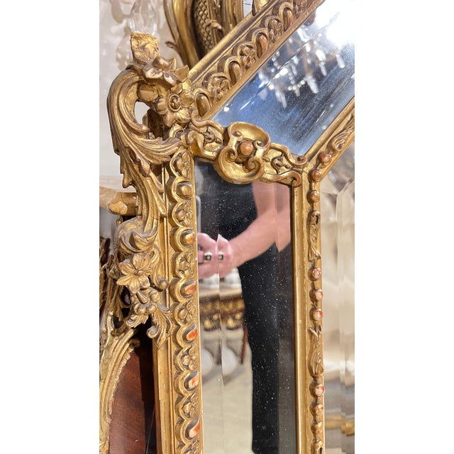 Antique Giltwood Mirror in French Louis XVI Style For Sale In New York - Image 6 of 14