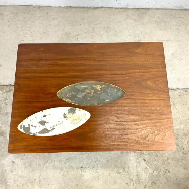 Mid-Century Italian Side Table With Oval Inlay For Sale In Philadelphia - Image 6 of 13