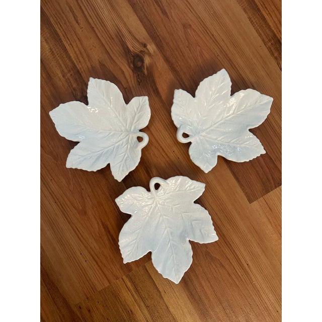 Set of Three Leaf Plates For Sale - Image 4 of 9