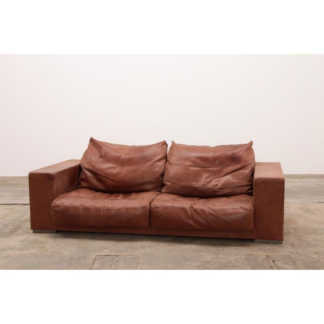 Vintage Sofa Cognac color Model Budapest design by Paola Navone by Baxter. Has your eye fallen on this unique vintage...