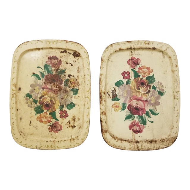 1940s Pair of Shabby Chic Tole Trays For Sale