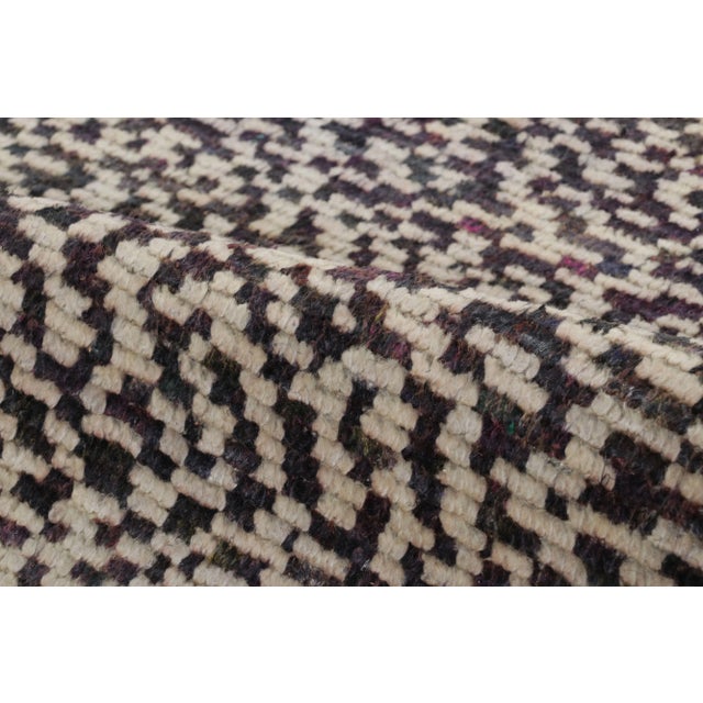 Textile Rug & Kilim's Modern Rug in Monochromatic Black and White Abstract Pattern For Sale - Image 7 of 7