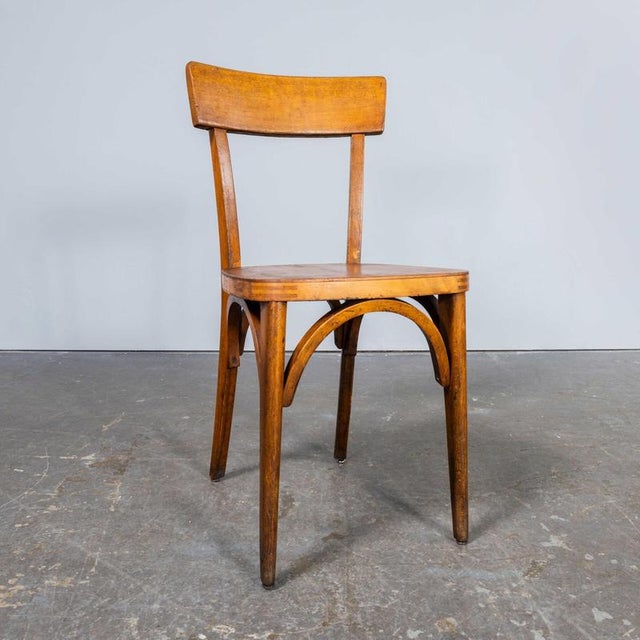 1950s Honey Colour Bentwood Dining Chairs from Baumann, 1950s, Set of 9 For Sale - Image 5 of 11