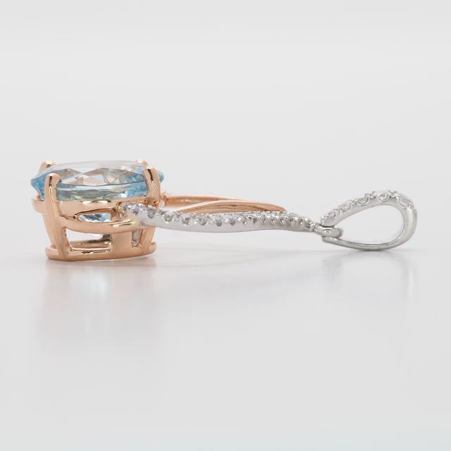 2020s 2.9Ct Aquamarine Pendant With Natural Diamond Accents: Solid 14k Gold, 11x9m For Sale - Image 5 of 7