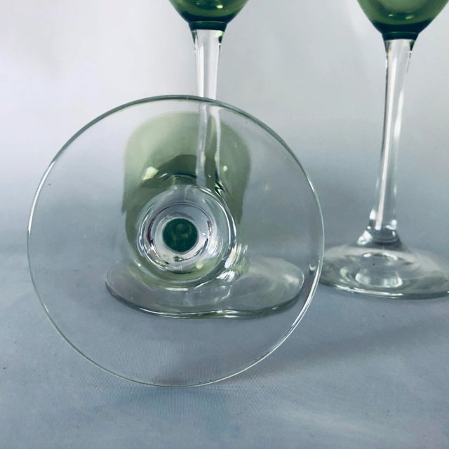 1970s 1970s Mid-Century Clear & Olive Green Champagne Glasses S/4 - Set of 4 For Sale - Image 5 of 6
