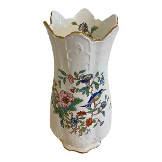 Aynsley English Bird and Botanical Chinoiserie Vase For Sale
