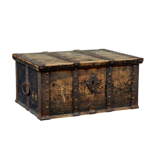 Swedish Hand-Painted Strong Box, 1850 For Sale - Image 9 of 9