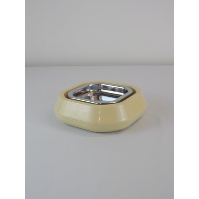 Space Age Plastic and Metal Ashtray, Italy, 1970 For Sale - Image 3 of 7