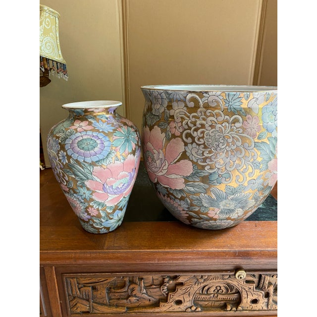 1970s 1970s Chinoiserie Pink & Teal Ceramic Vases- a Pair For Sale - Image 5 of 7