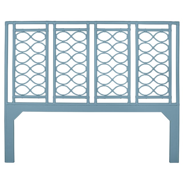 Elevate your space with the modern sophisticated charm of our Infinity bed. Beautifully handcrafted from natural rattan,...