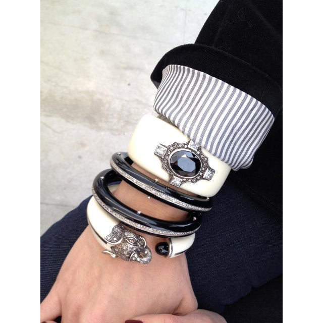 Miriam Salat Lion Head Art Deco Sterling Silver Black Resin & White Topaz Ring For Sale - Image 12 of 18