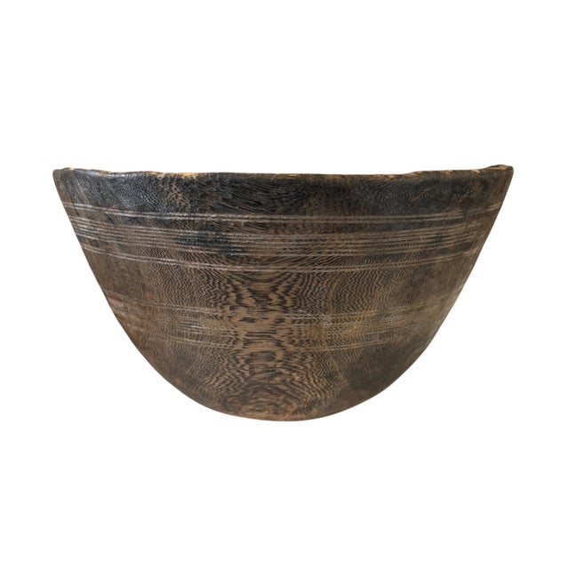 1960s Vintage African Hausa Engraved Wooden Bowl From Niger 11.5" Diameter For Sale - Image 5 of 10