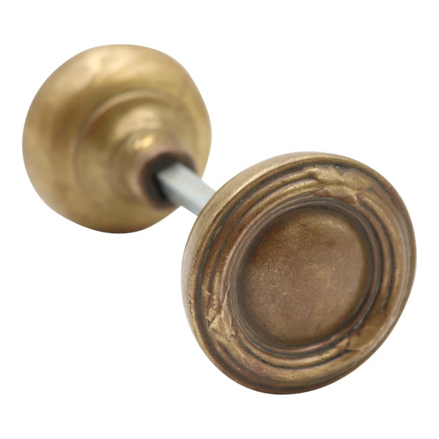 Pair of Vintage 2.187 In. Concentric Brass Passage Door Knobs For Sale