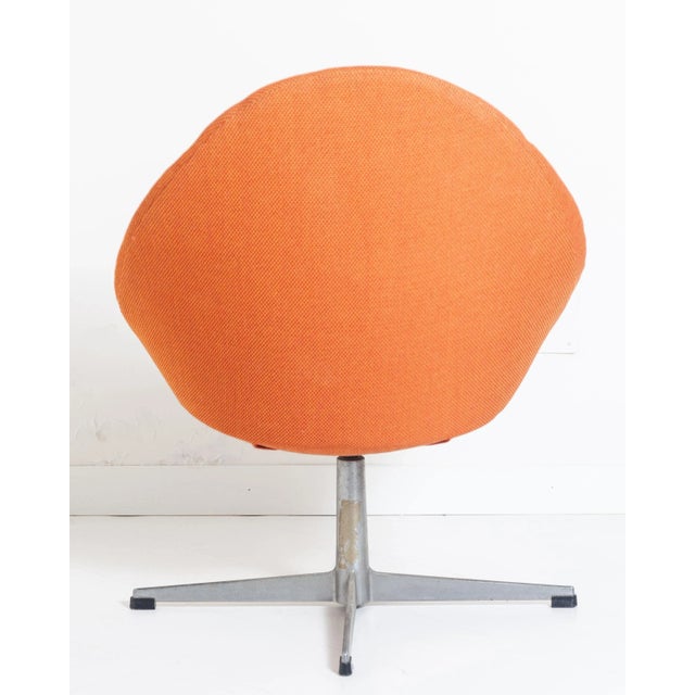 Mid-Century Orange Swivel Chair, 1950s For Sale - Image 4 of 6