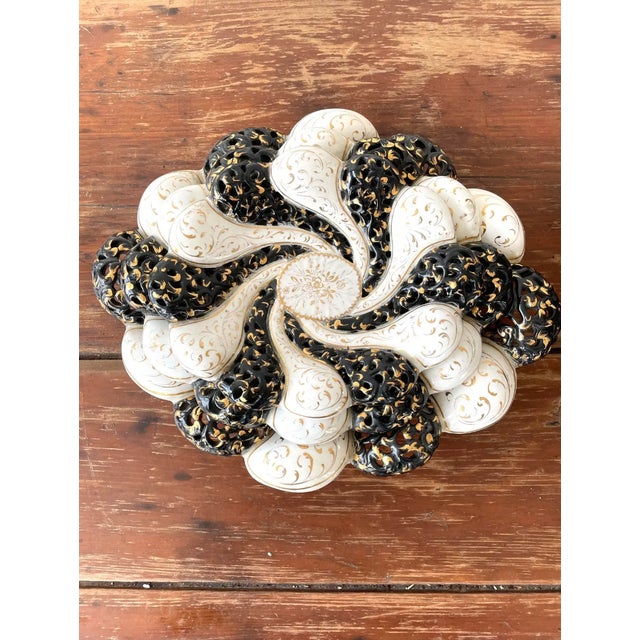 Mid 20th Century Vintage Mid-Century Italian Ceramic Decorative Bowls With 22 Karat Gold Detail - Set of 3 For Sale - Image 5 of 9