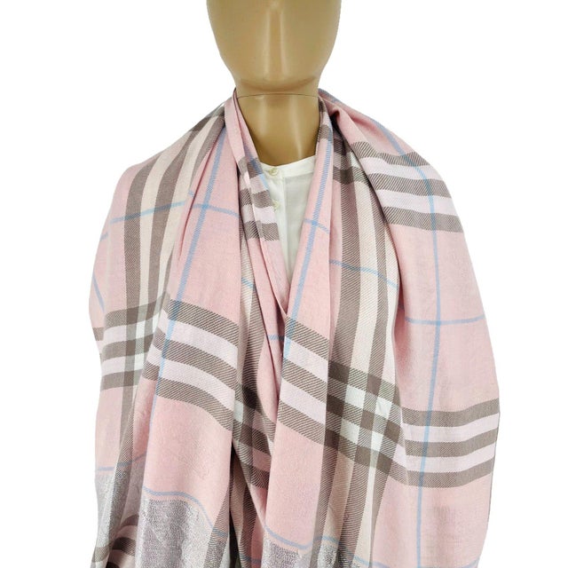 English Burberry Pink Plaid 100% Cashmere Scarf For Sale - Image 3 of 9