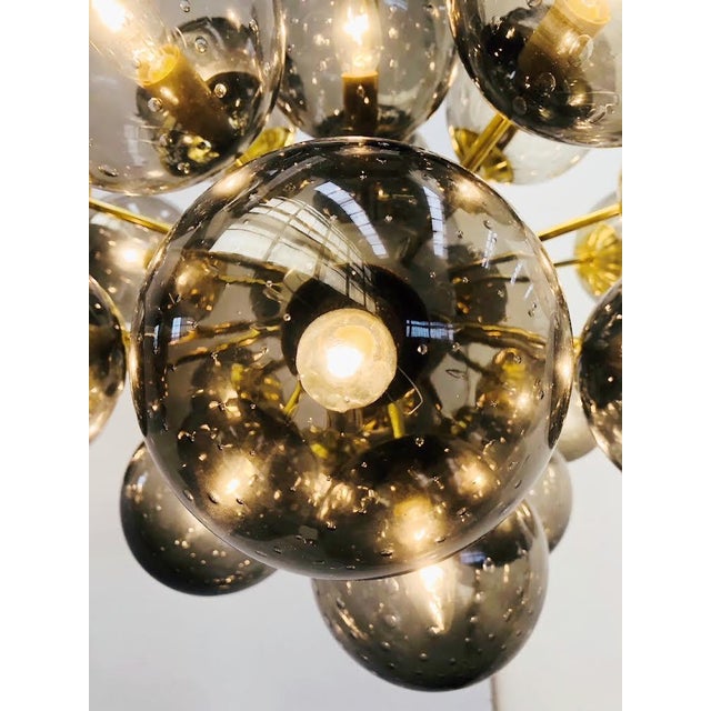Glass 21st Century Ovale Natural Brass Smoky Bubbles Murano Sputnik Chandelier by Fabio LTD For Sale - Image 7 of 9