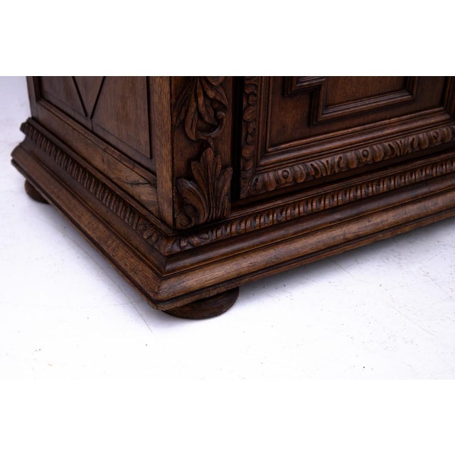 Antique French Neo-Renaissance Carved Oak Bookcase, 1880 For Sale - Image 17 of 18