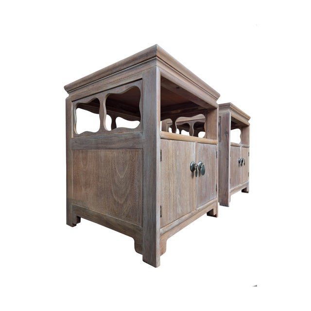 Baker Furniture Company Mid 20th Century Pair of Cerused Walnut "Far East" Restored Nightstands/End Tables by Michael Taylor for Baker Furniture For Sale - Image 4 of 14