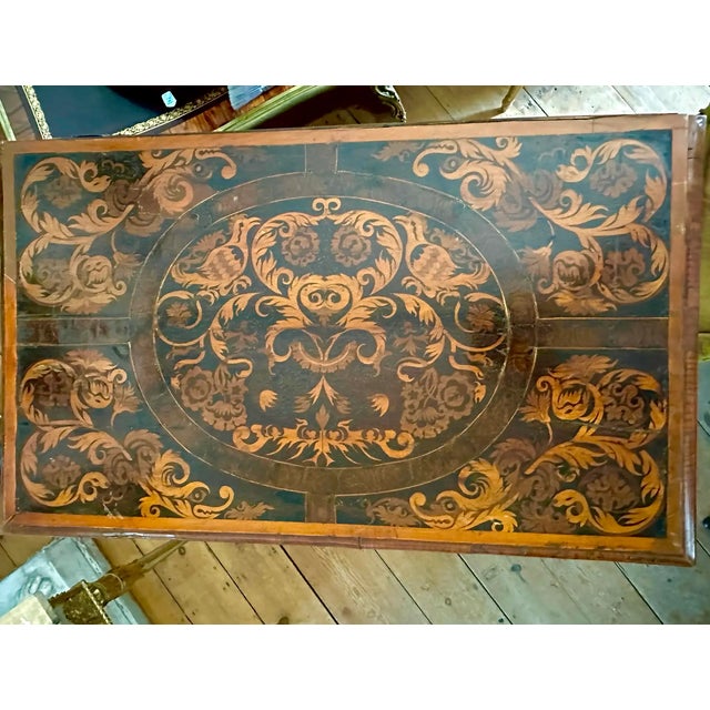 17th Century William and Mary Oyster Walnut and Seaweed Marquetry Chest on Stand For Sale In Boston - Image 6 of 8