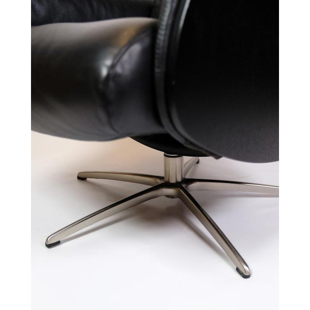 Swivel Lounge Chair in Black Leather & Aluminum, 1970s For Sale - Image 4 of 7