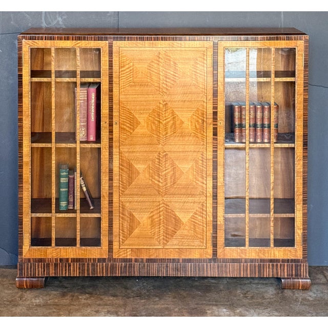 Art Deco Bookcase or Display Cabinet With Parquetry Inlay by Heal's of London For Sale - Image 10 of 12