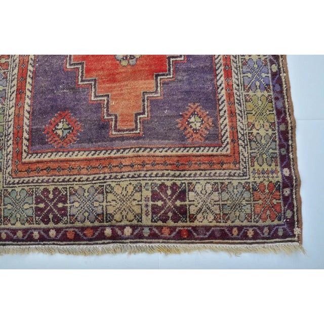 Anatolian Geometric Vintage Rug For Sale - Image 9 of 10