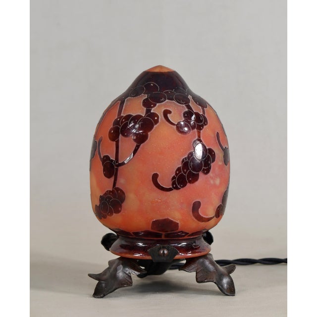 Schneider Le Verre Francais Perlieres Table Night Lamp 1920s - Burgundy Cameo Glass For Sale - Image 13 of 15