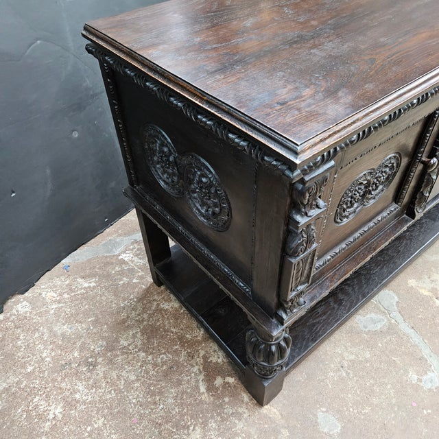 Late 19th Century English Oak Carved Sideboard With Bulbous Legs on Potboard Base For Sale - Image 4 of 18