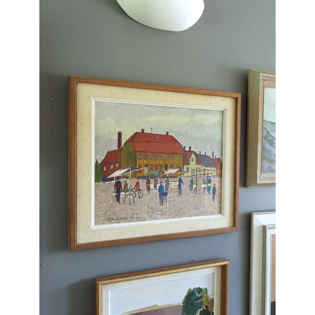 Mid-Century Modern 1957 Mid-Century Modern 'Market Day in the Square' Vintage Original Street Scene Landscape Oil Painting, Framed For Sale - Image 3 of 12