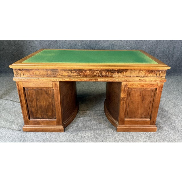 1900’s Walnut Wooton’s Rotary Desk With Green Felt Top For Sale - Image 13 of 18